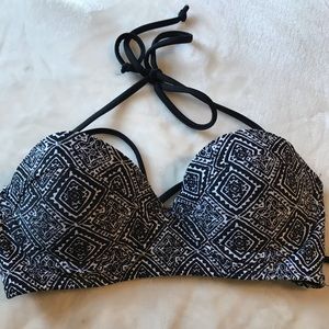 NWOT Hollister Push Up Bikini Top Size XS